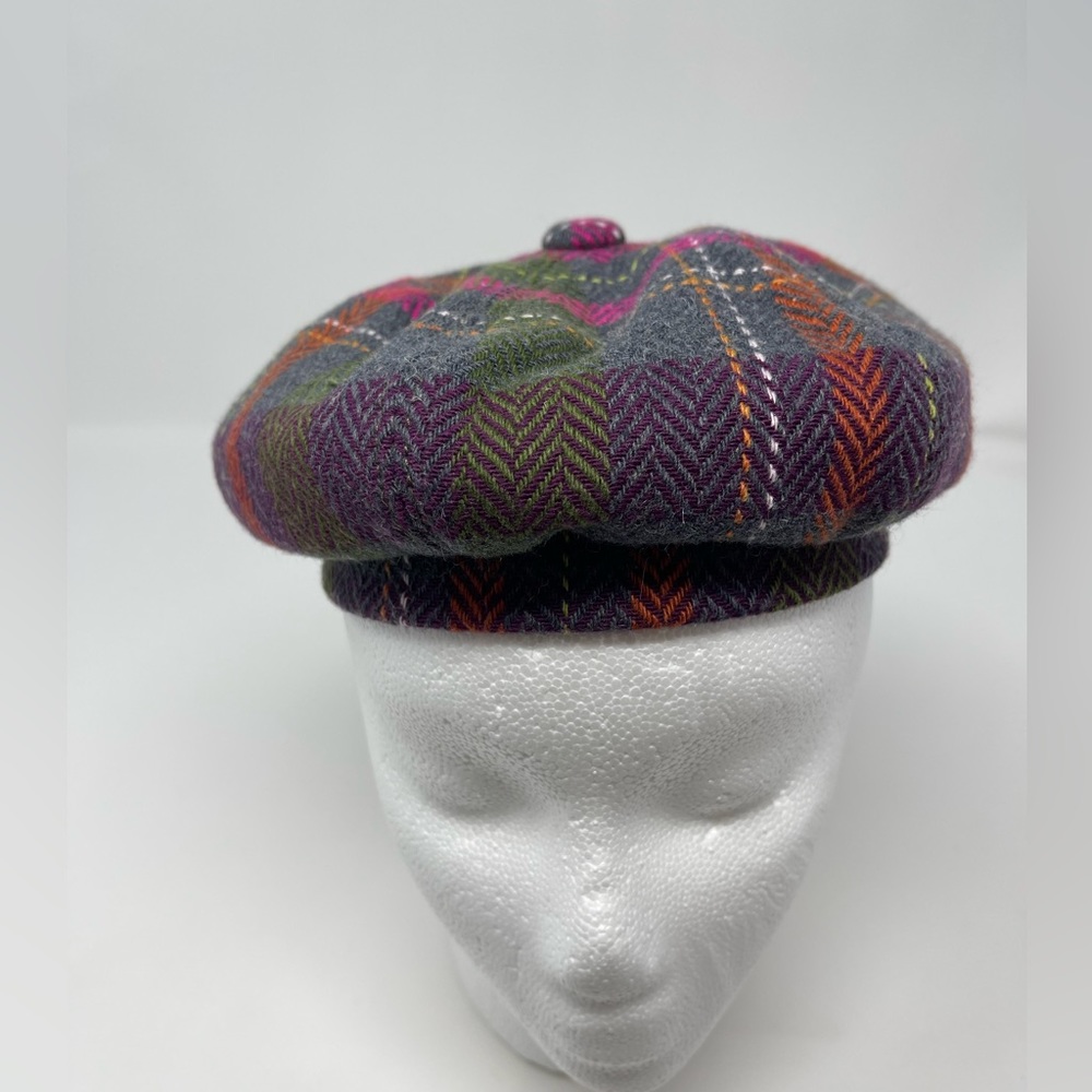 GYMBOREE: Infant Beret/Hat, Plaid, Size 12-24 months.